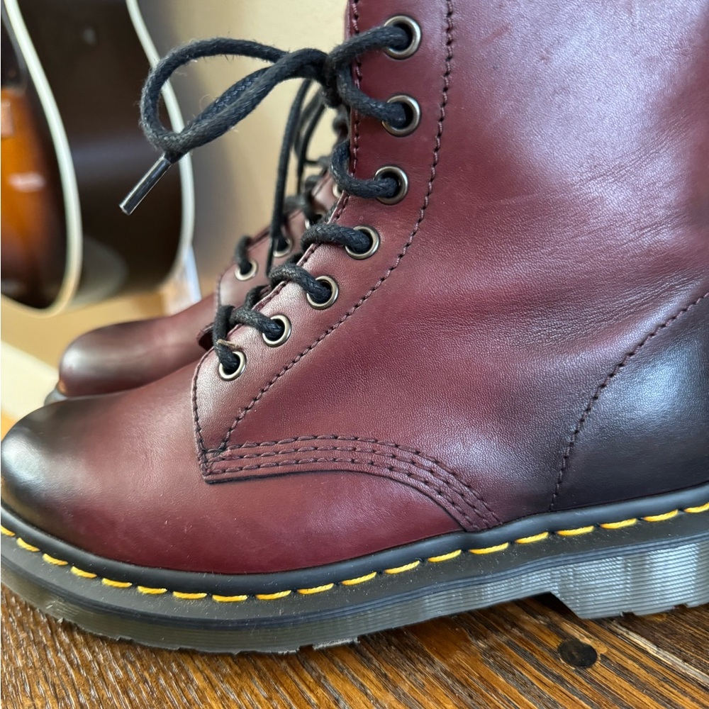 Maroon Dr. Marten boots women’s 6.5 excellent condition. Worn a few times.